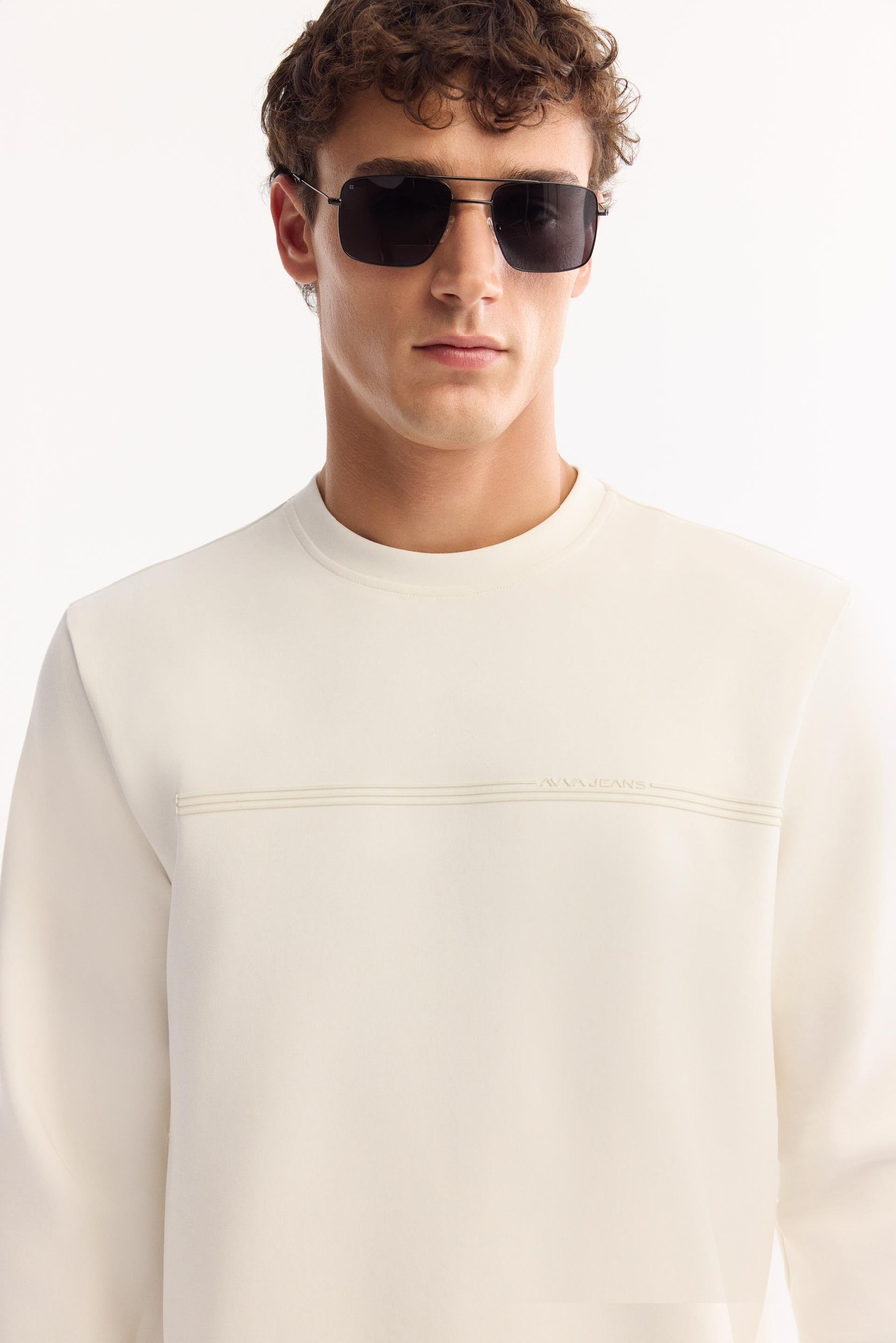 Ekru Bisiklet Yaka Enjeksiyon Baskılı İnterlok Sweatshirt