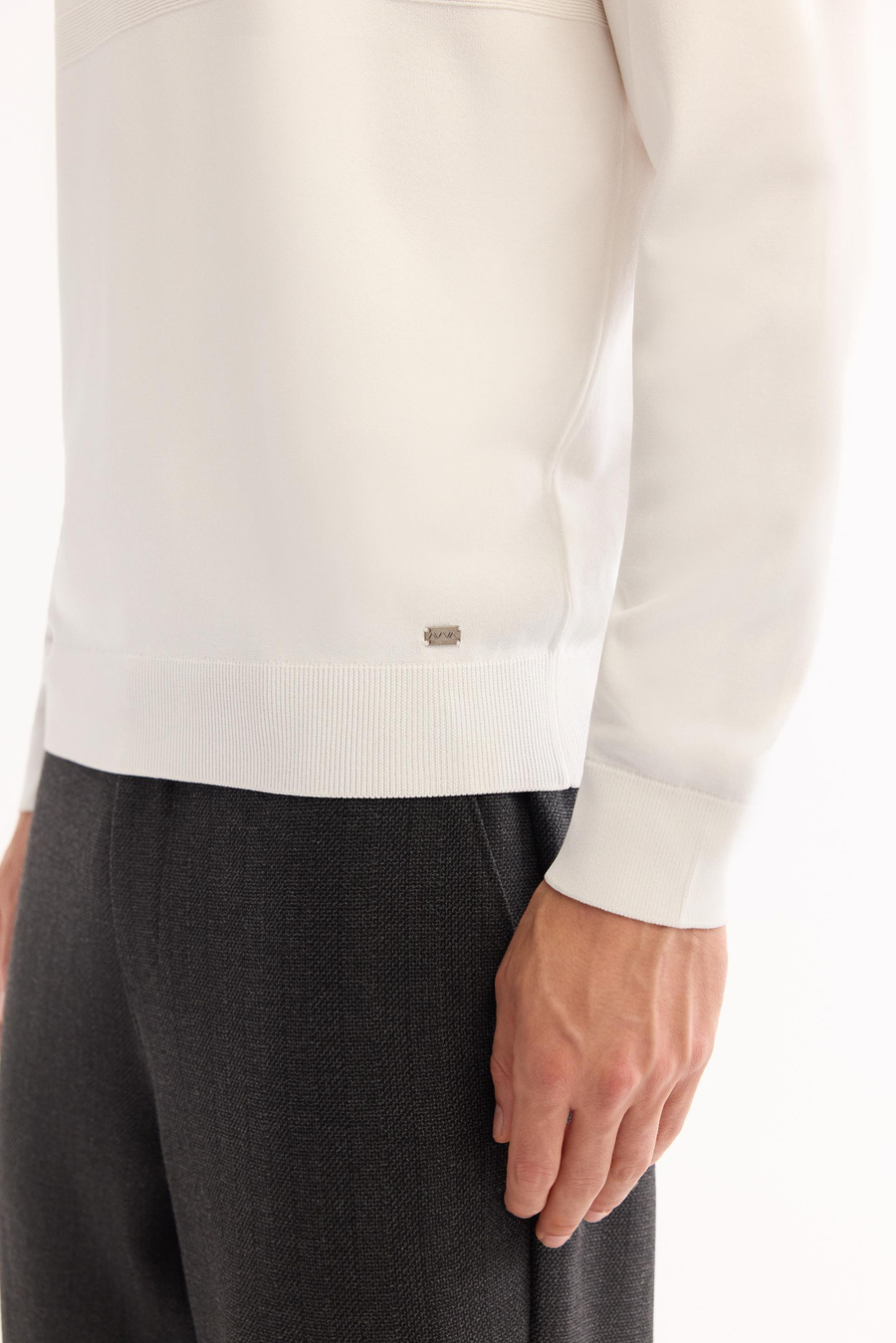 Ekru Bisiklet Yaka Ön Roba Örgü Detaylı Rayon Kazak