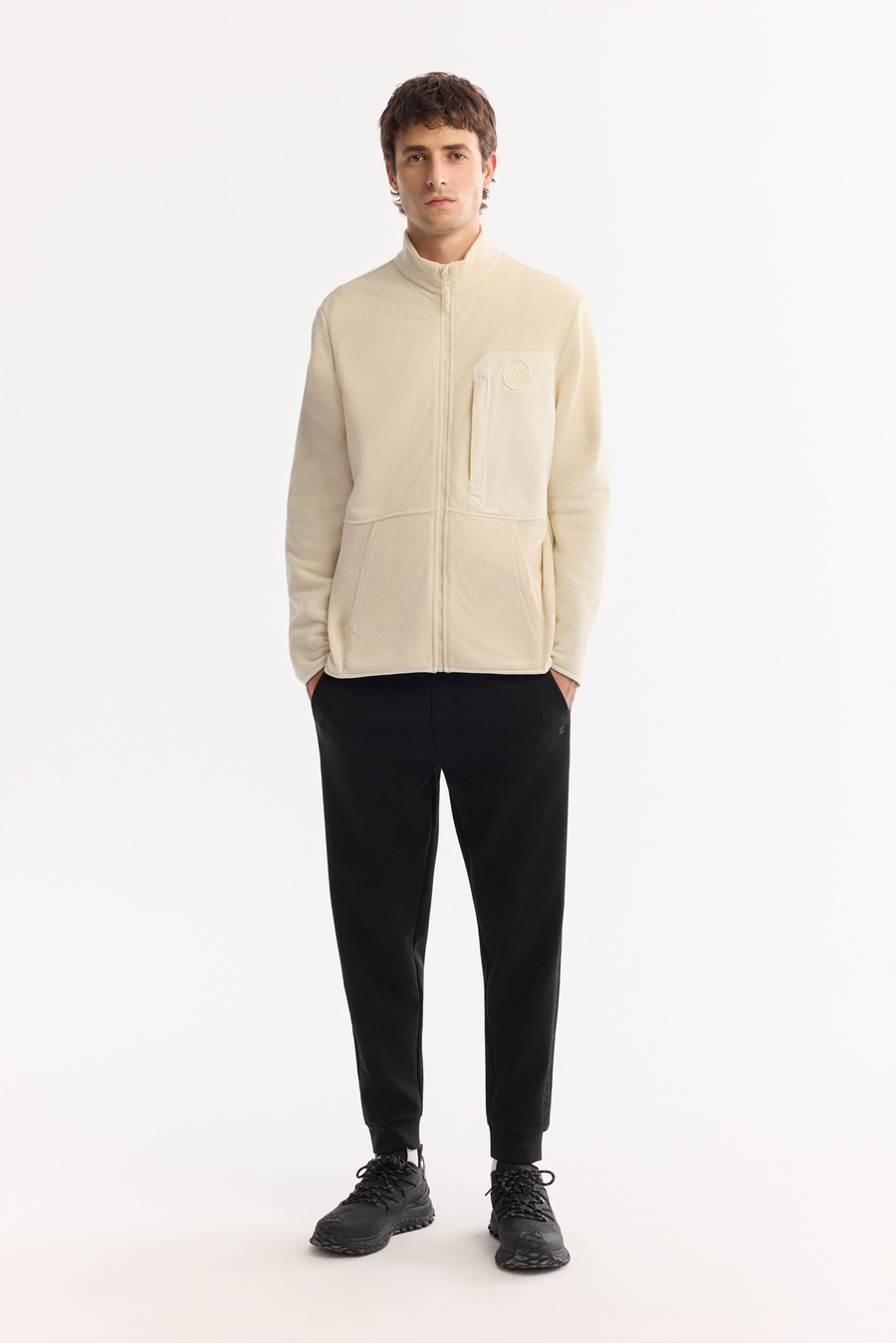 Ekru Dik Yaka Etek Ucu Enjeksiyon  Baskılı   Polar Hırka