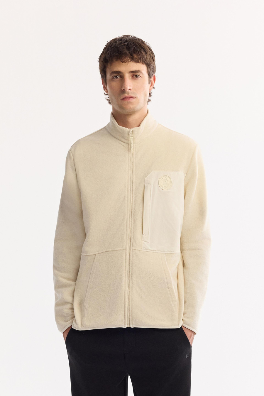 Ekru Dik Yaka Etek Ucu Enjeksiyon  Baskılı   Polar Hırka