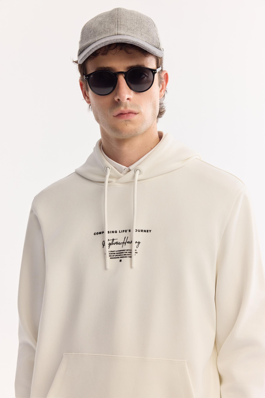 Ekru Kapüşonlu Yaka Kanguru Cep Enjeksiyon Baskılı İnterlok  Sweatshirt