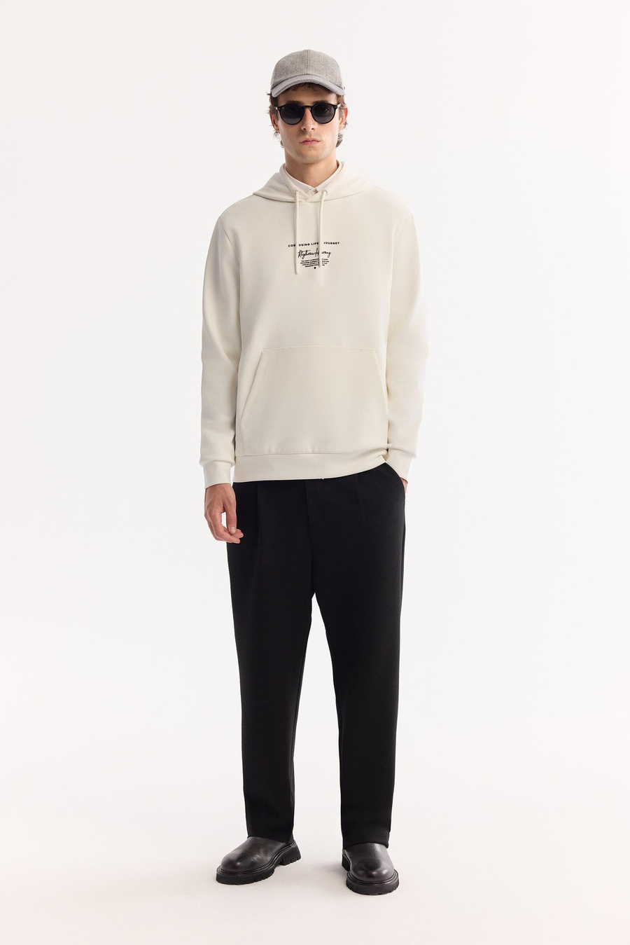 Ekru Kapüşonlu Yaka Kanguru Cep Enjeksiyon Baskılı İnterlok  Sweatshirt