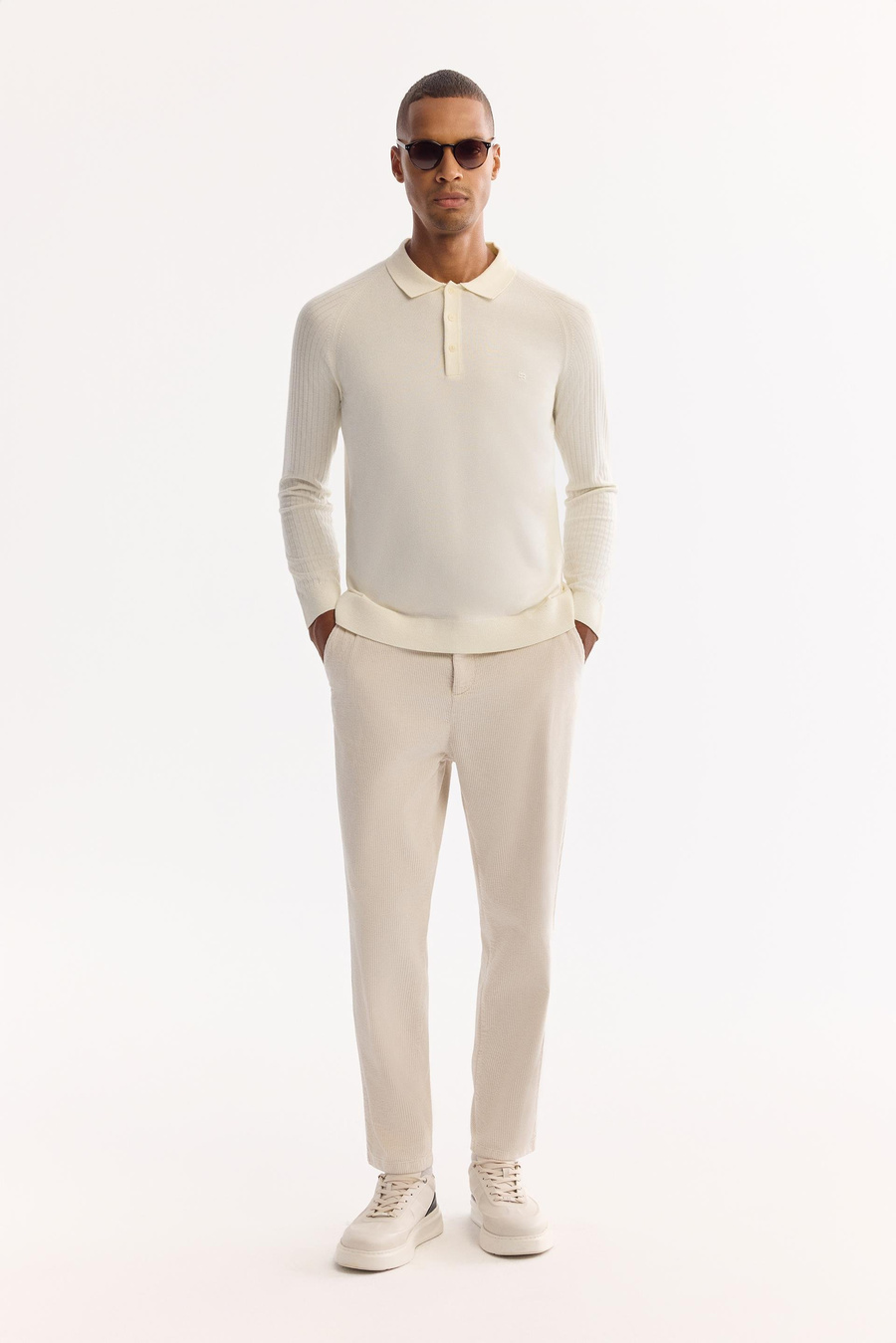 Ekru Polo Yaka Kolları Çizgi Örgü Detaylı Shoft Touch Kazak