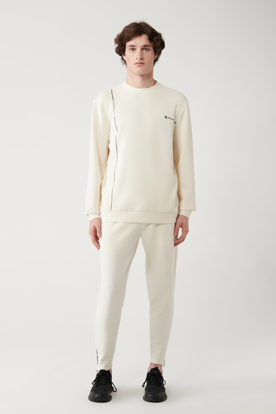 Ekru Soft Touch Bisiklet Yaka Baskılı Sweatshirt