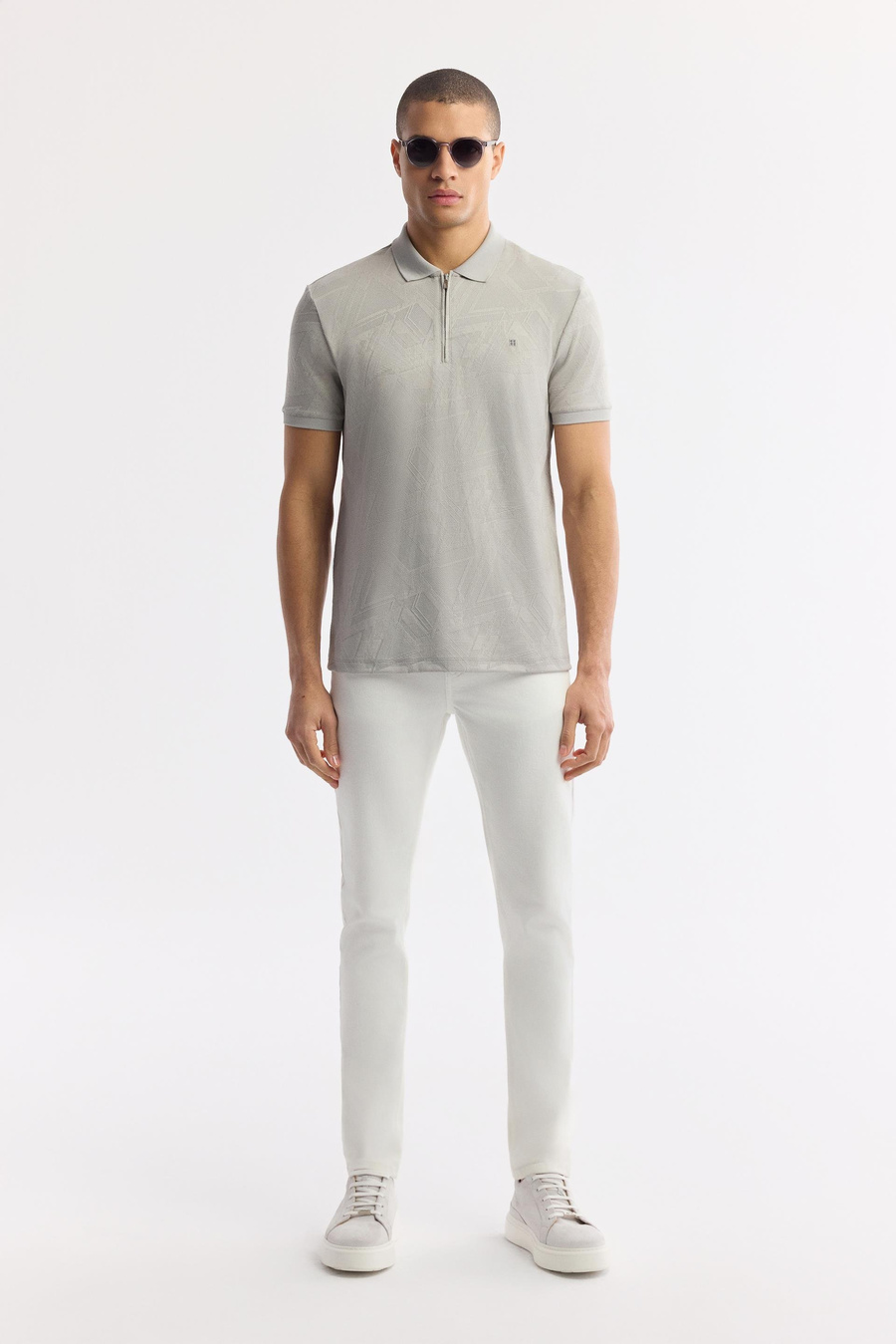 Gri Fermuarlı Polo Yaka Jakarlı T-Shirt