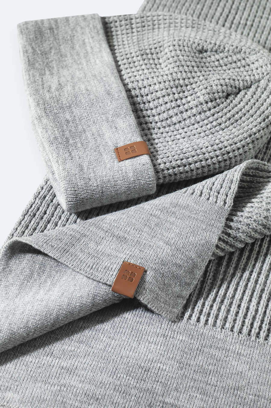 Gri Jakarlı Triko Atkı Bere Takımı