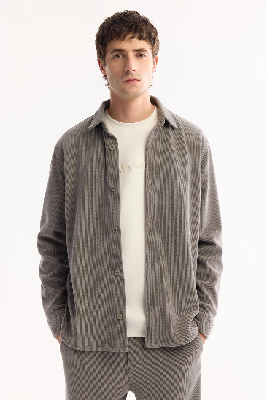 Gri Kadife Klasik Yaka Comfort Fit Uzun Kollu Gömlek Ceket