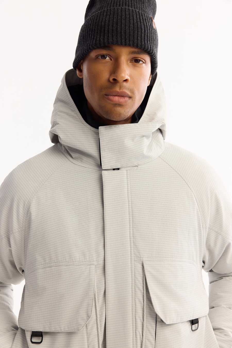 Gri Kapüşonlu Mont