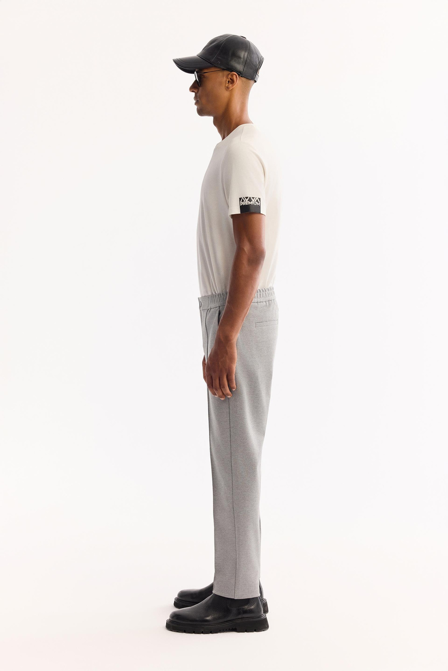 Gri Pamuklu Relaxed Fit Nervürlü Pantolon