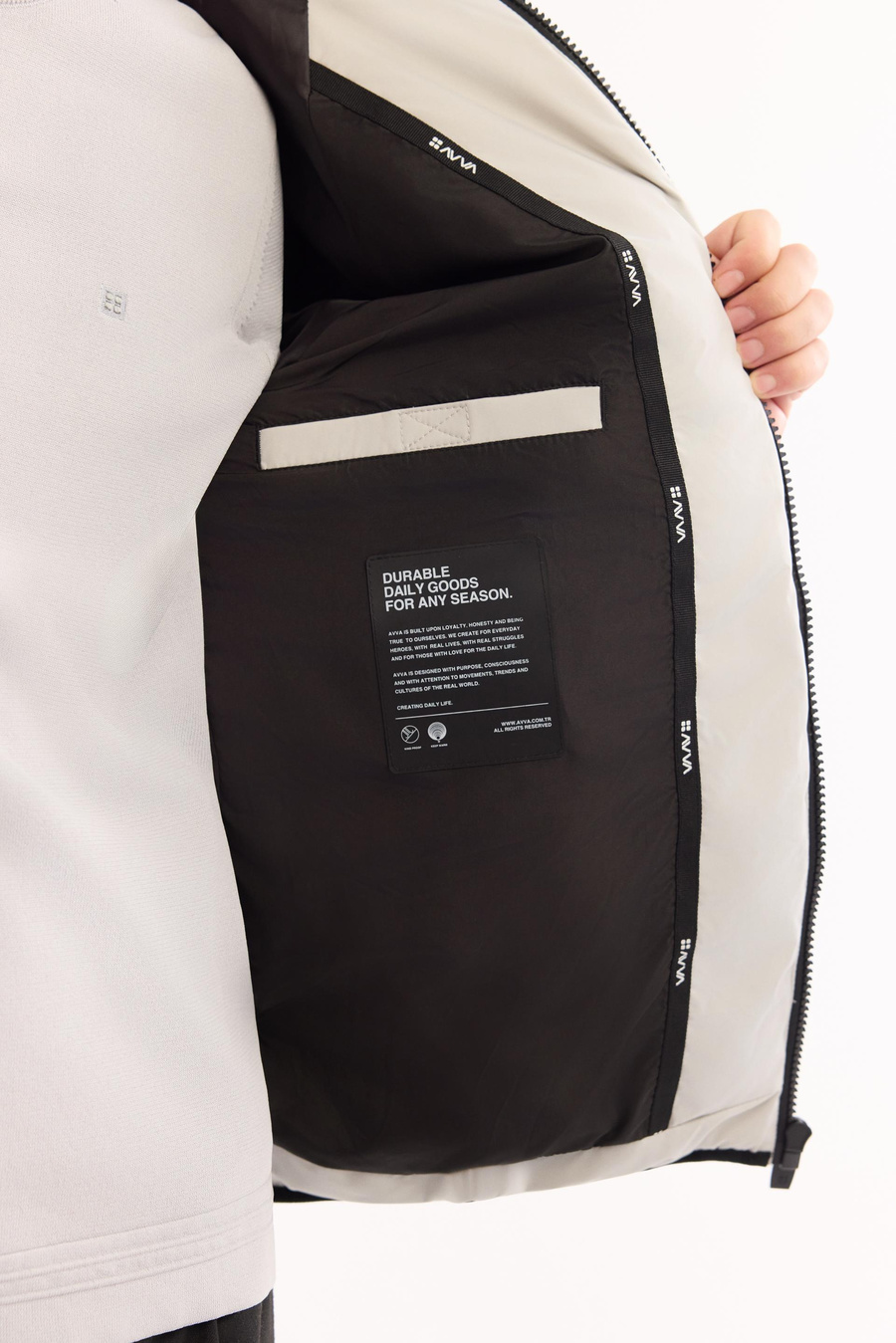 Gri Peluş Kapüşonlu Elyaf  Mont