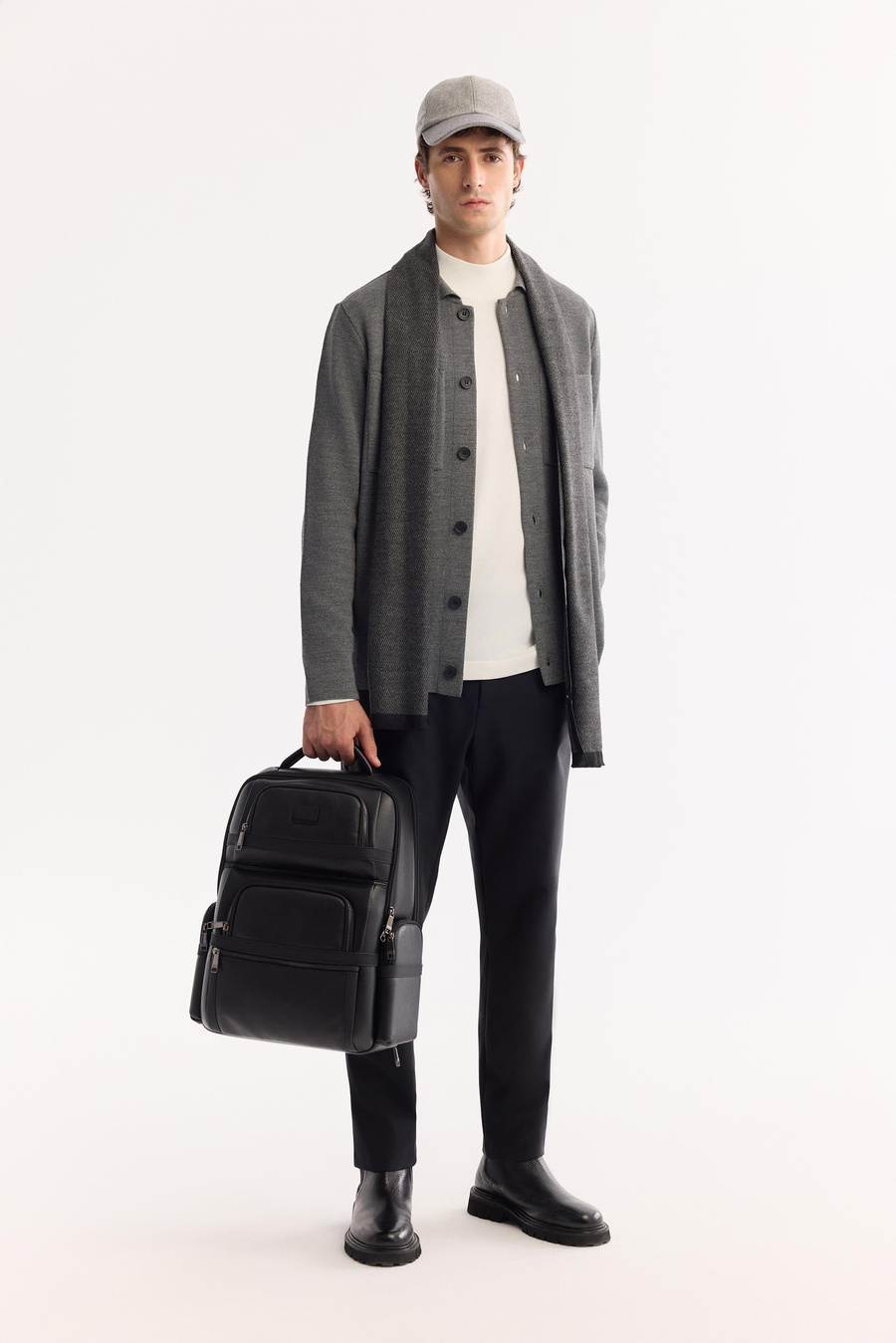 Gri Polo Yaka Düğme Kapama Önü Cepli Yün Hırka