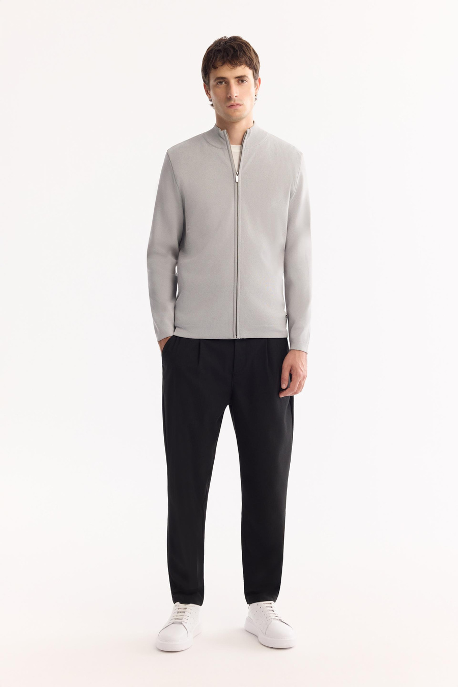 Gri Polo Yaka Tam Fermuarlı Desen Detaylı Rayon Hırka