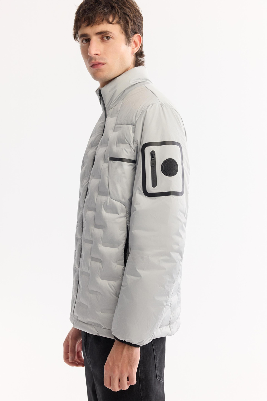 Gri Şişme Rüzgar Geçirmez Hafif Mont