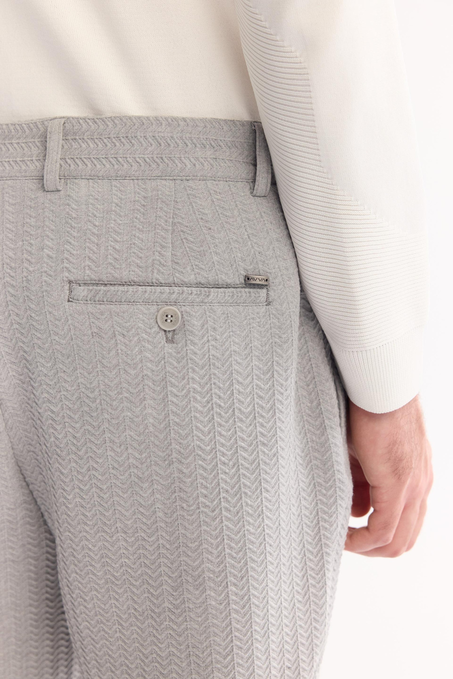 Gri Yandan Cepli Gofre Desenli Dokulu Takım Pantolon