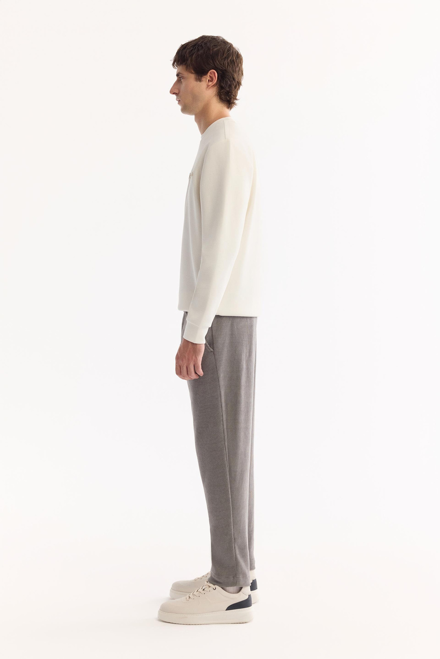 Gri Yanı Lastikli Kadife Relaxed Fit Pantolon