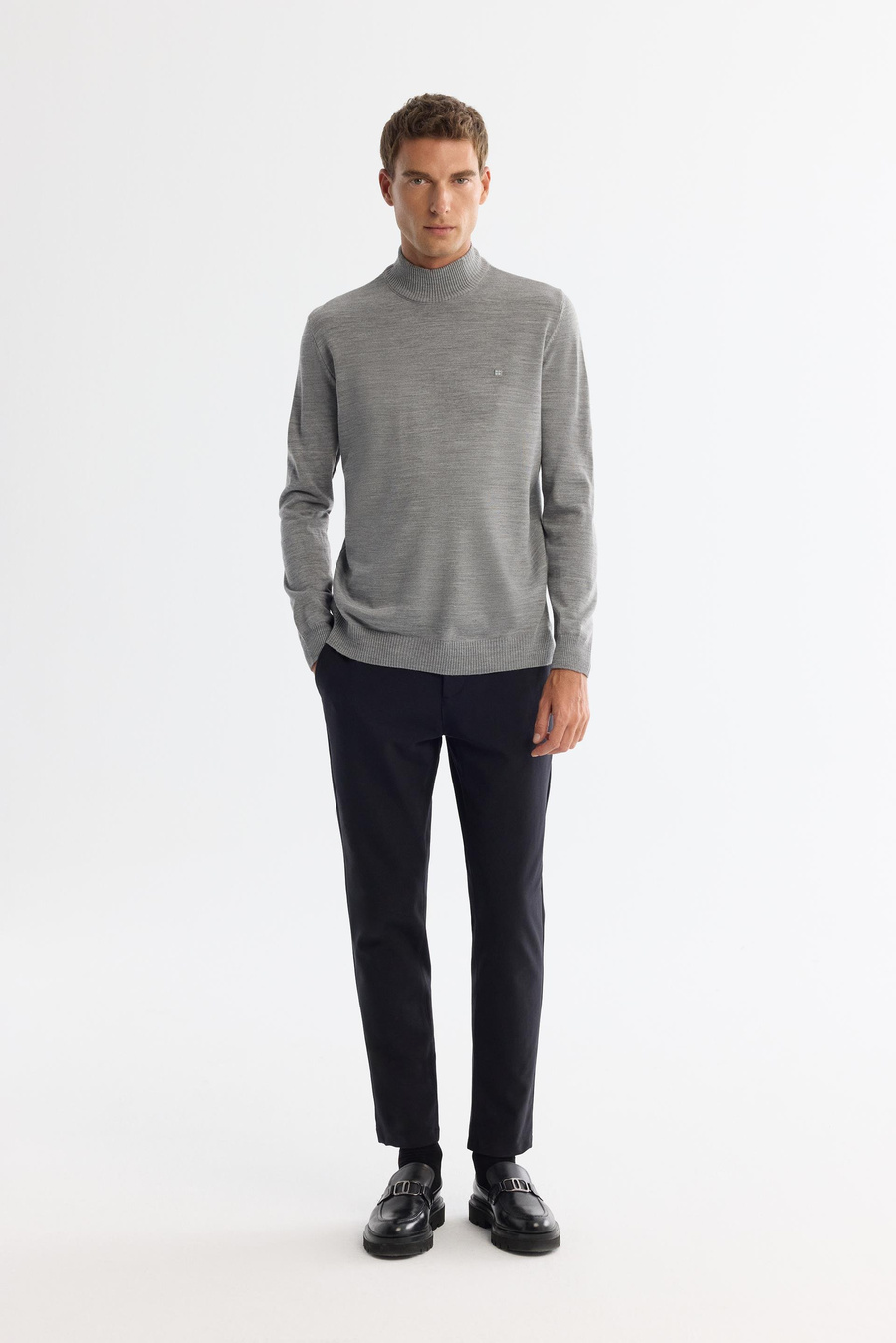 Gri Yarım Balıkçı Yaka Tüylenmeyen  Triko Kazak