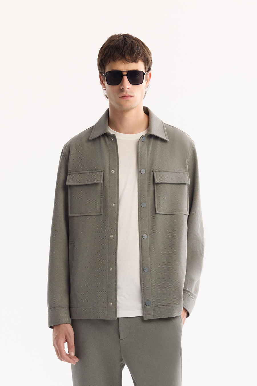 Gri-Yeşil Klasik Yaka Diyagonel Çift Cep Kapaklı Örme Gömlek Ceket