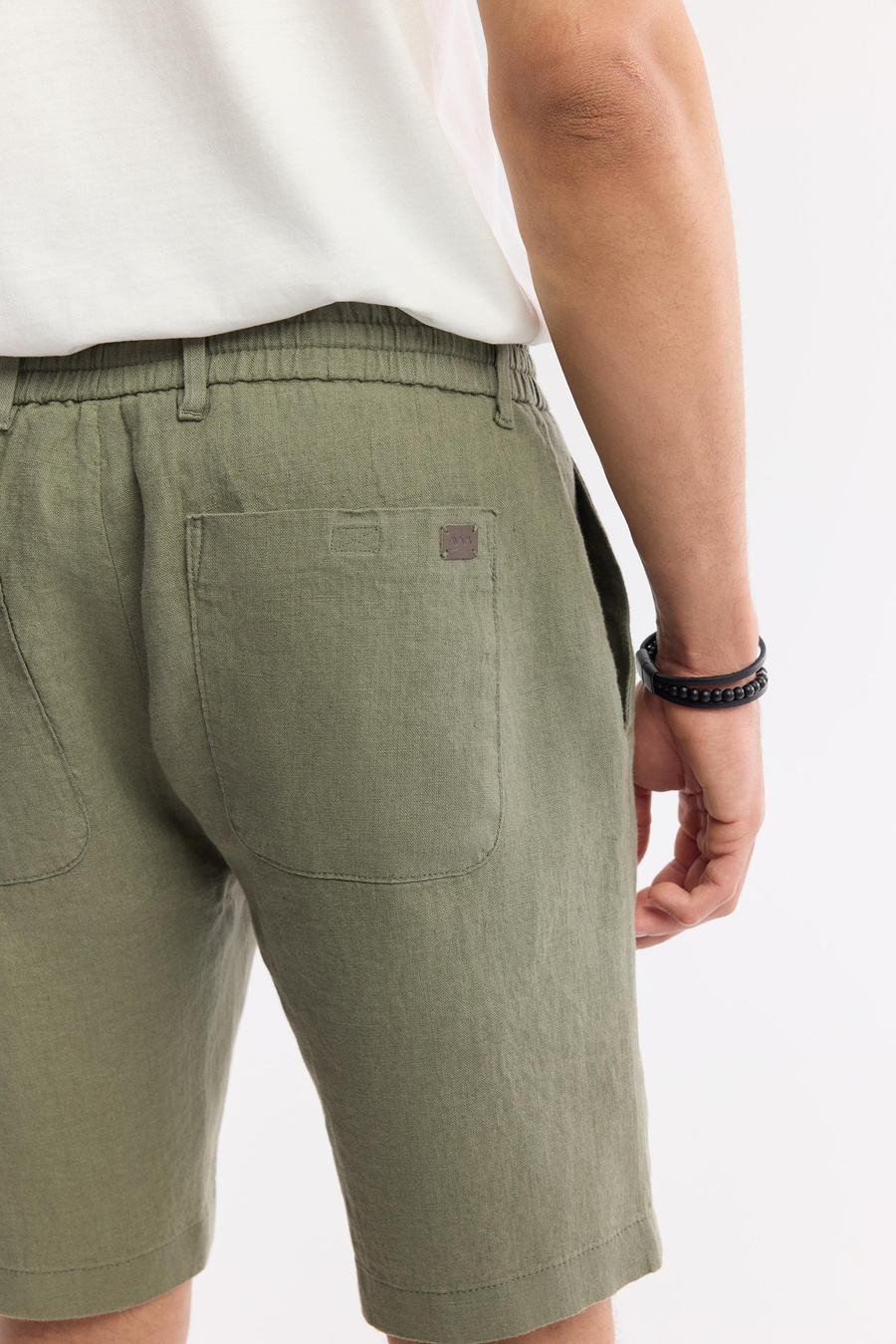 Haki Beli Lastikli %100 Keten Assos Relaxed Fit Şort