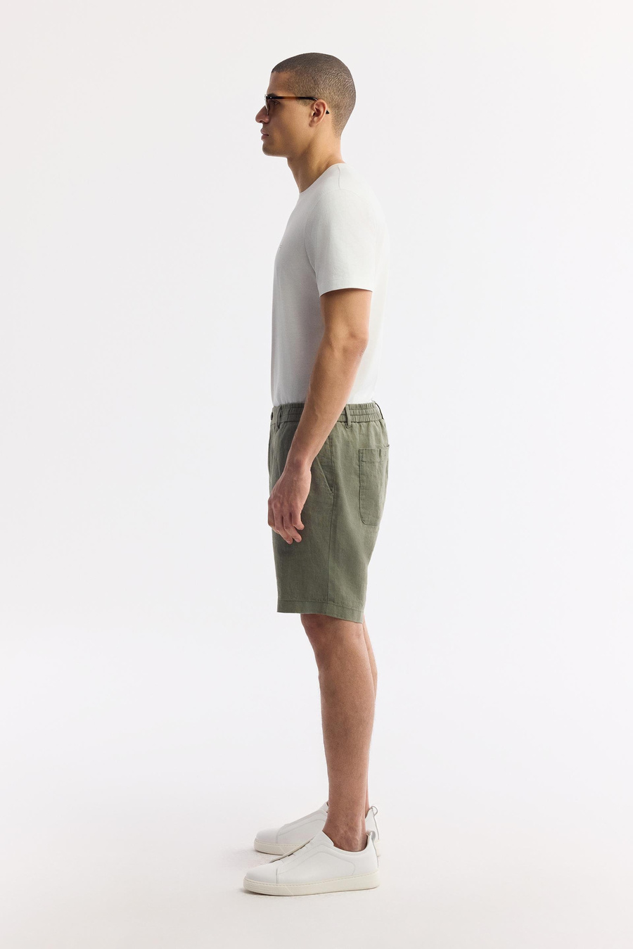 Haki Beli Lastikli %100 Keten Assos Relaxed Fit Şort