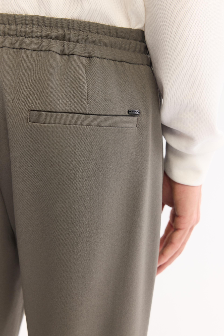 Haki Beli Lastikli Bağcıklı Relaxed Fit Pantolon