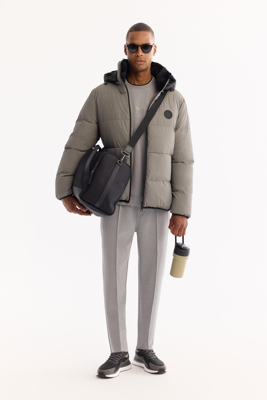 Koyu Gri Takma Çıkma Kapüşonlu Mont