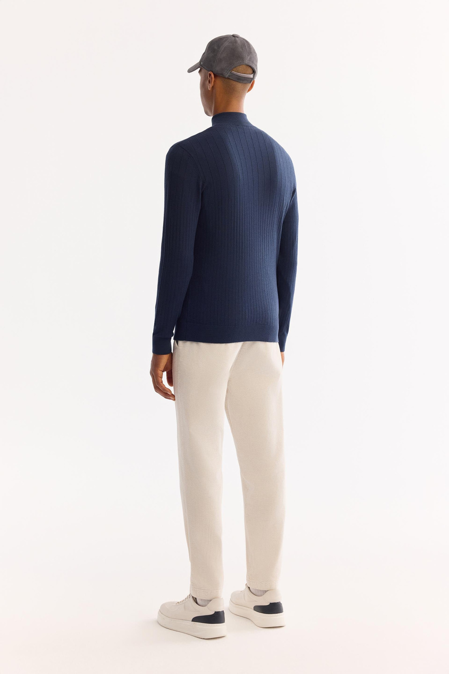 Lacivert Dik Yaka Fermuarlı Dikey Çizgi Desenli Soft Touch Kazak