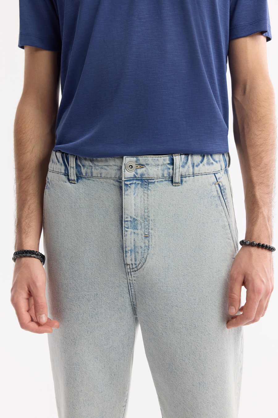 Mavi Eskitme Yıkamalı Denim Pantolon