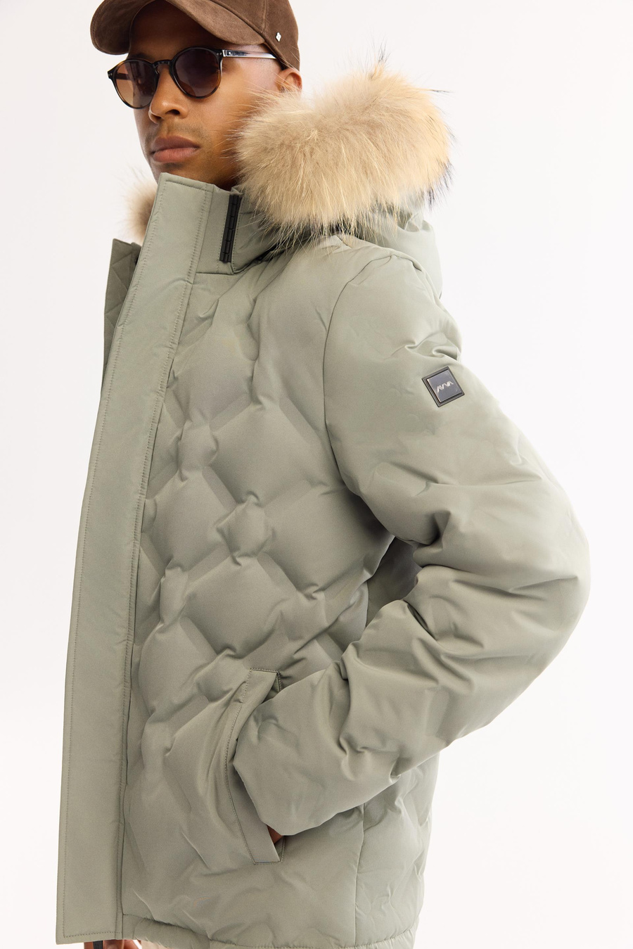 Nil Yeşili 100% Rakun Kürklü Kapüşonlu Kaz Tüyü Mont