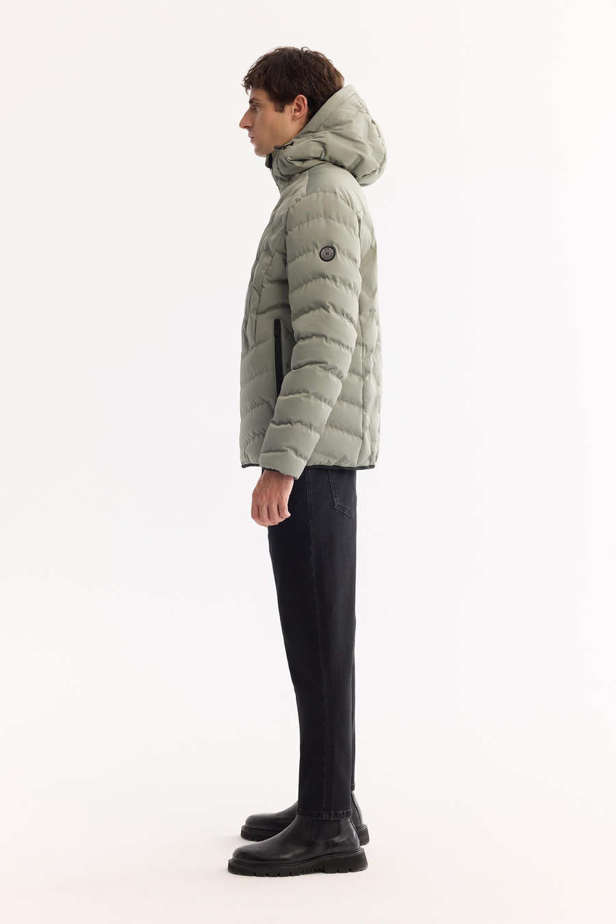 Nil Yeşili Kapüşonlu Kapitone Detaylı Yapıştırma Mont