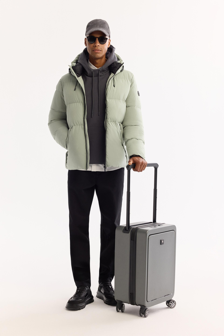 Nil Yeşili Kapüşonlu Yaka Elyaf Dolgulu Mont