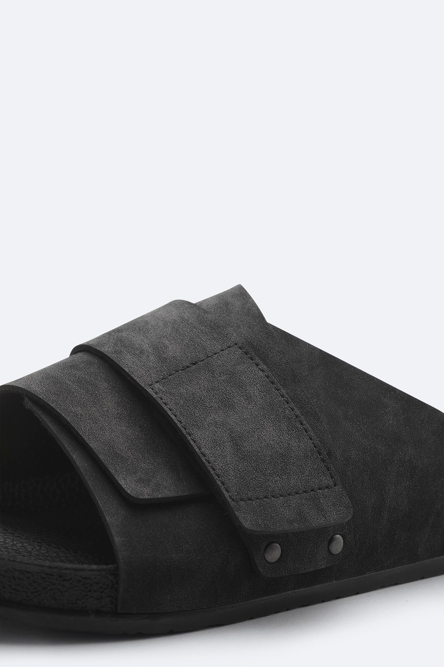 Siyah Bantlı Sandalet