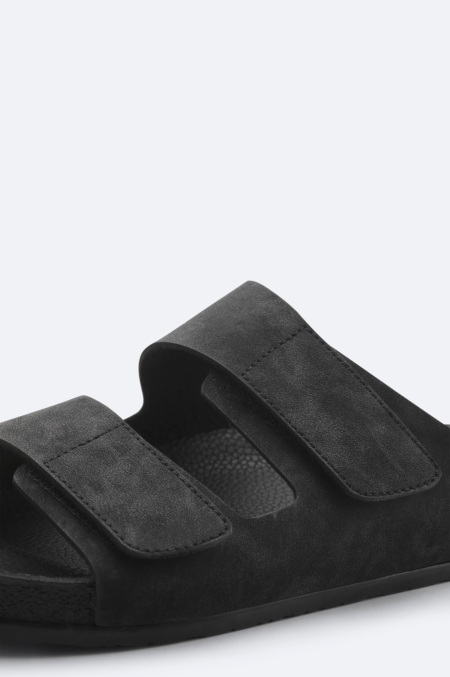 Siyah Bantlı Sandalet