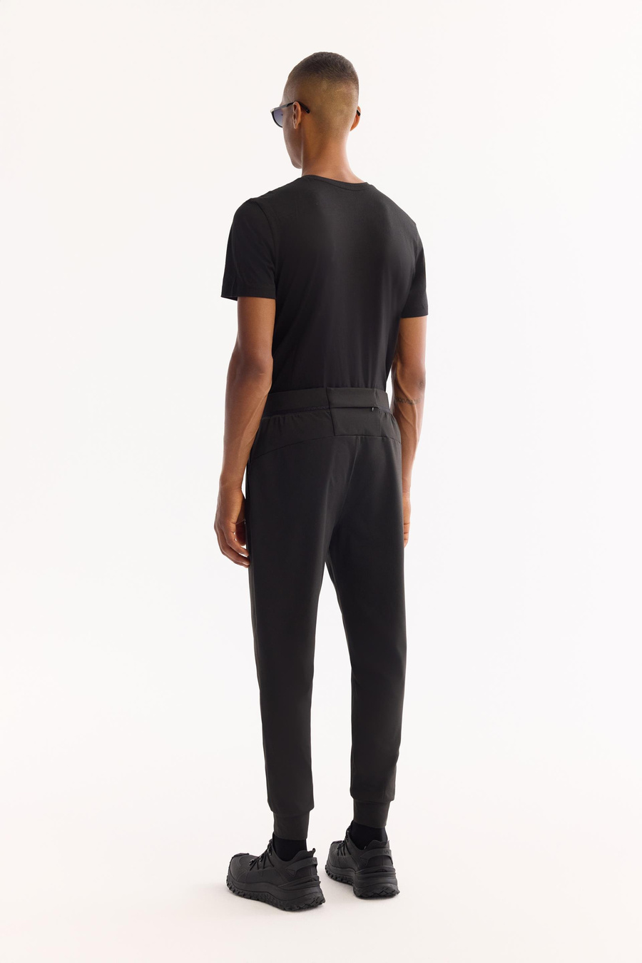 Siyah Bel Lastik Yan cepli Enjeksiyon Baskılı Regular fit Jogger