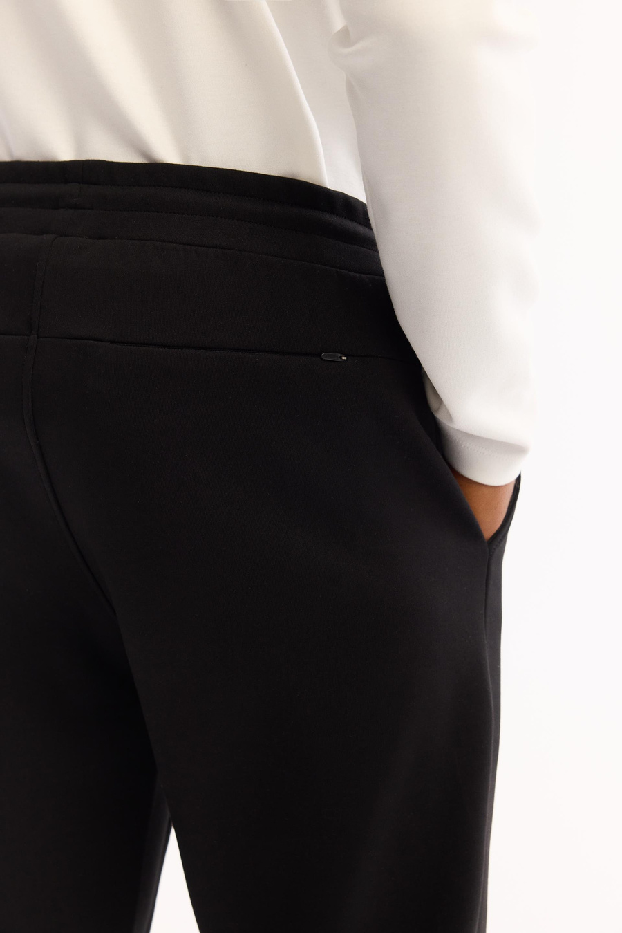 Siyah Beli Lastikli Bağcıklı Yandan Cepli Nervürlü İnterlok Jogger