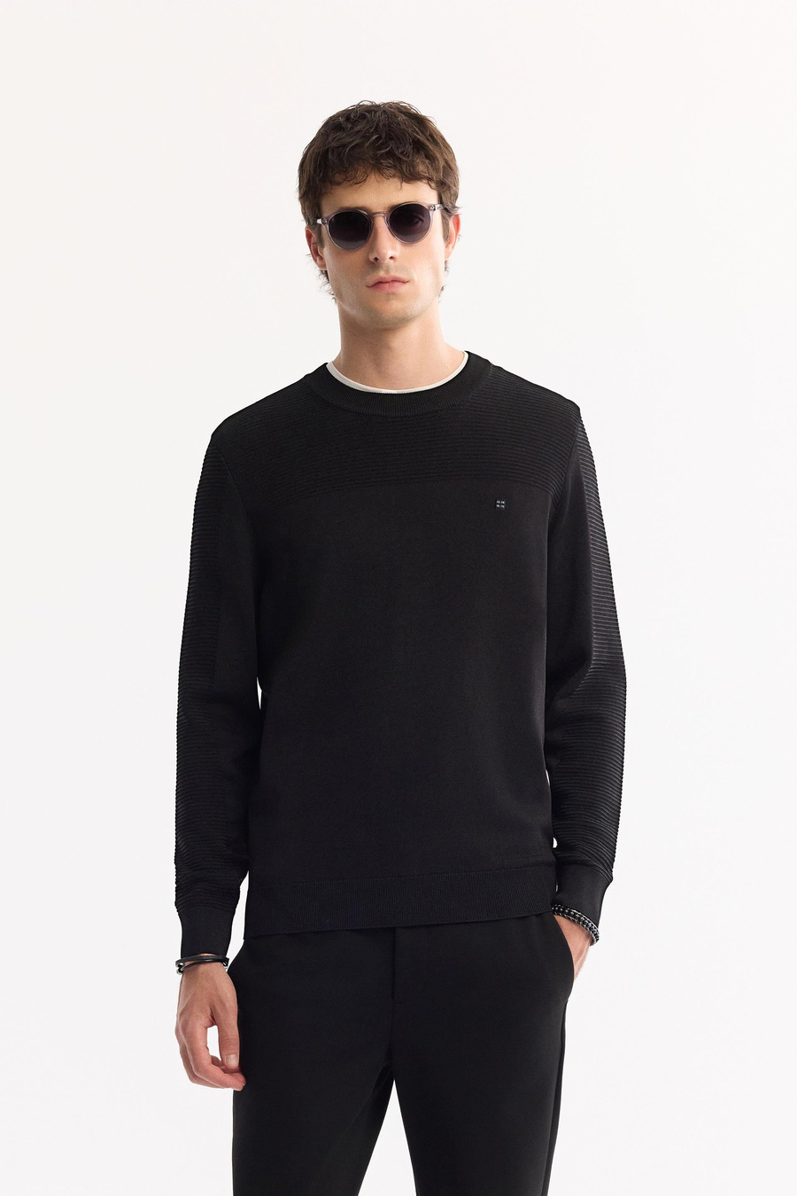 Siyah Bisiklet Yaka Bekletme Detaylı Rayon Kazak