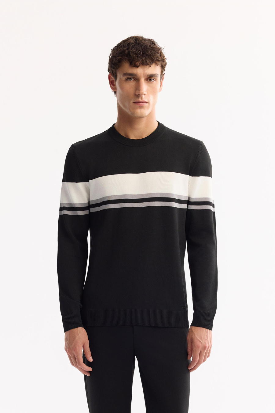 Siyah Bisiklet Yaka Blok Renkli Kazak