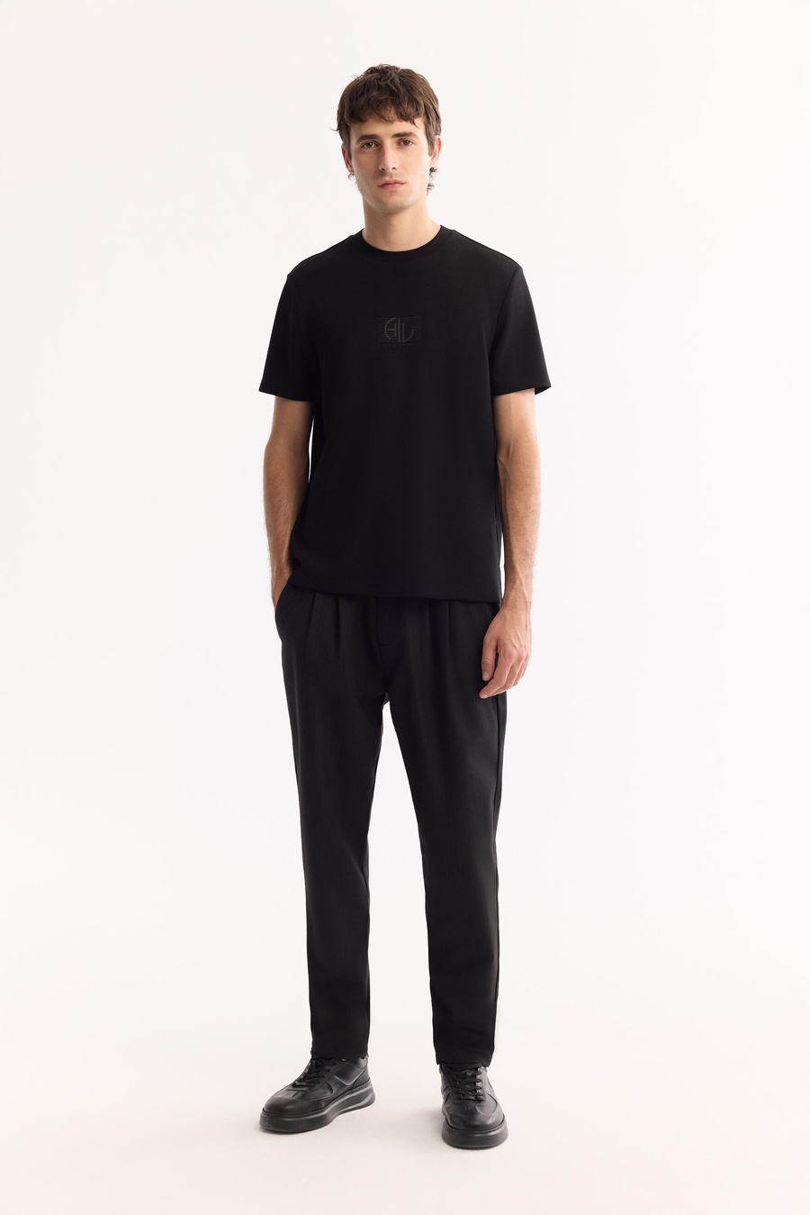 Siyah Bisiklet Yaka Enjeksiyon Baskılı İnterlok T-Shirt