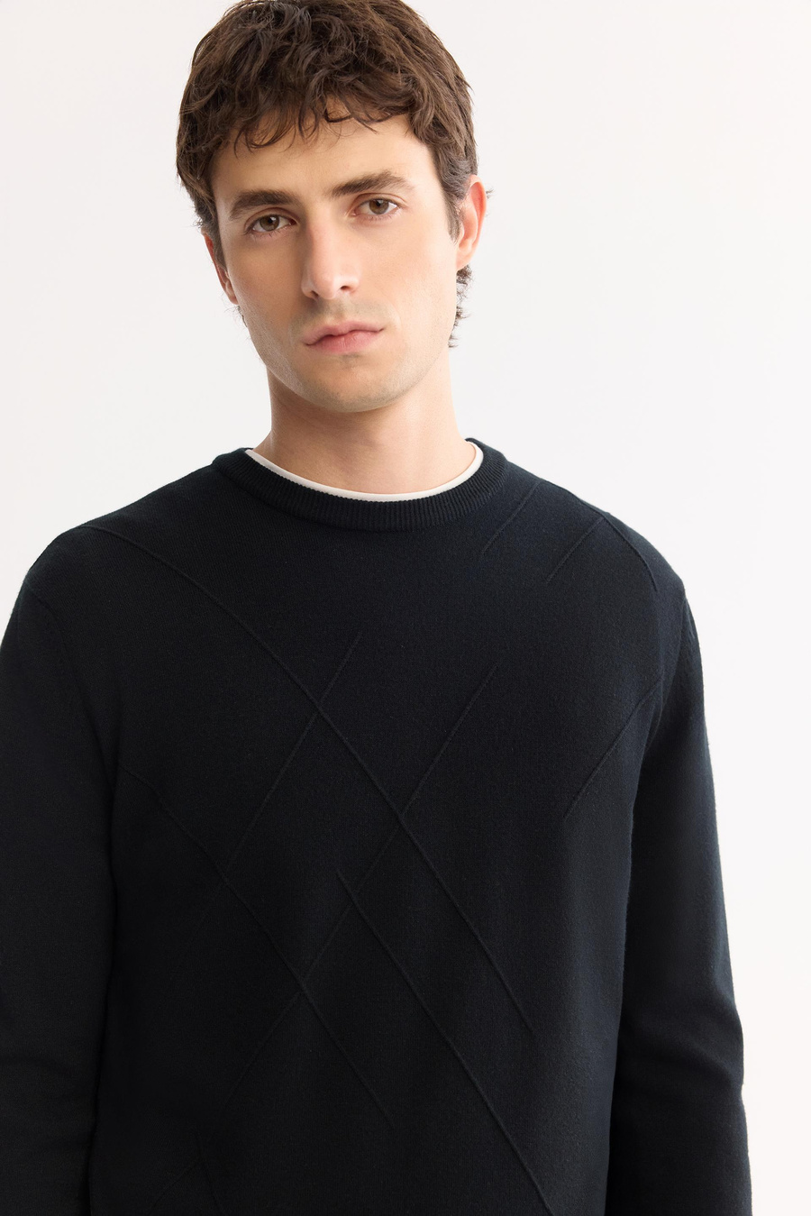 Siyah Bisiklet Yaka Fitil Örgü Detaylı Soft Touch Kazak