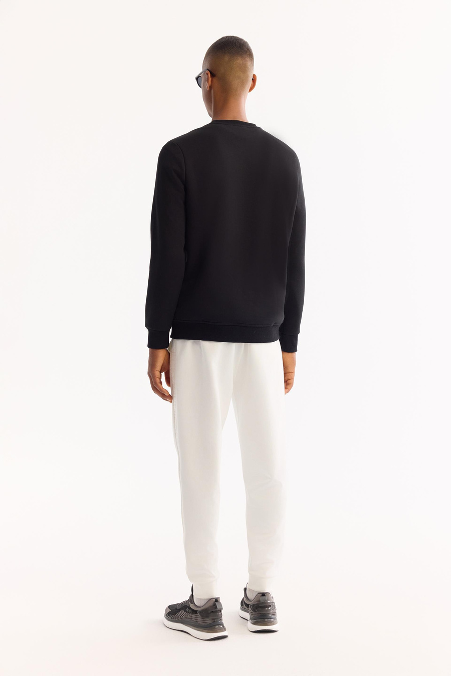 Black Crew Neck Knit Sweatshirt