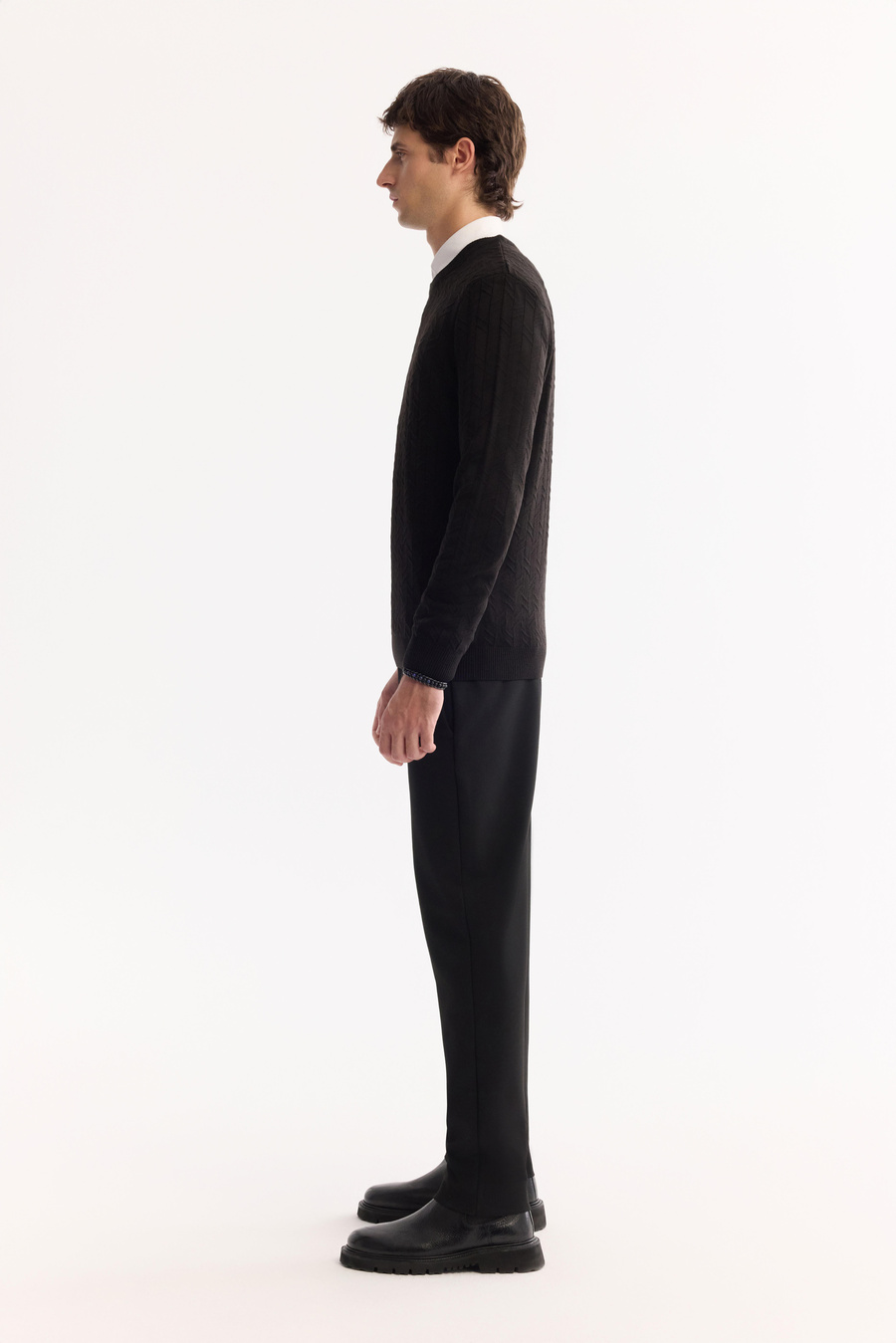 Siyah Bisiklet Yaka Jakarlı Kazak