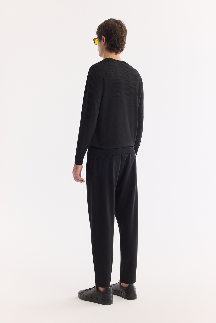 Siyah Bisiklet Yaka Ön Roba ve Kolları Örgü Detaylı Polielit Kazak