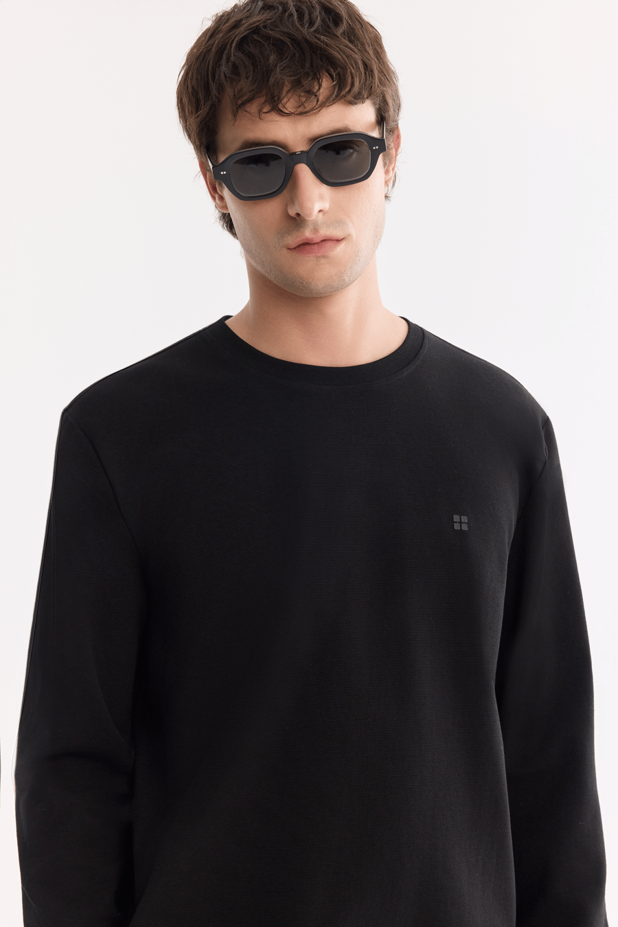 Siyah Bisiklet Yaka Pamuklu Kolay Ütülenen Sweatshirt