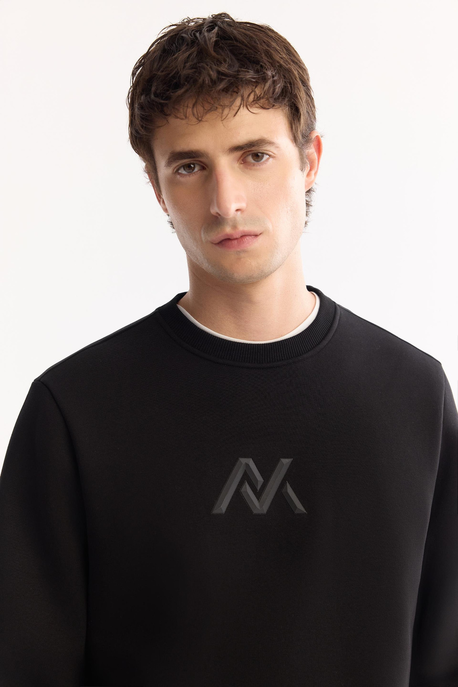 Siyah Bisiklet Yaka Piramit Baskılı 3 İplik Şardonlu Sweatshirt