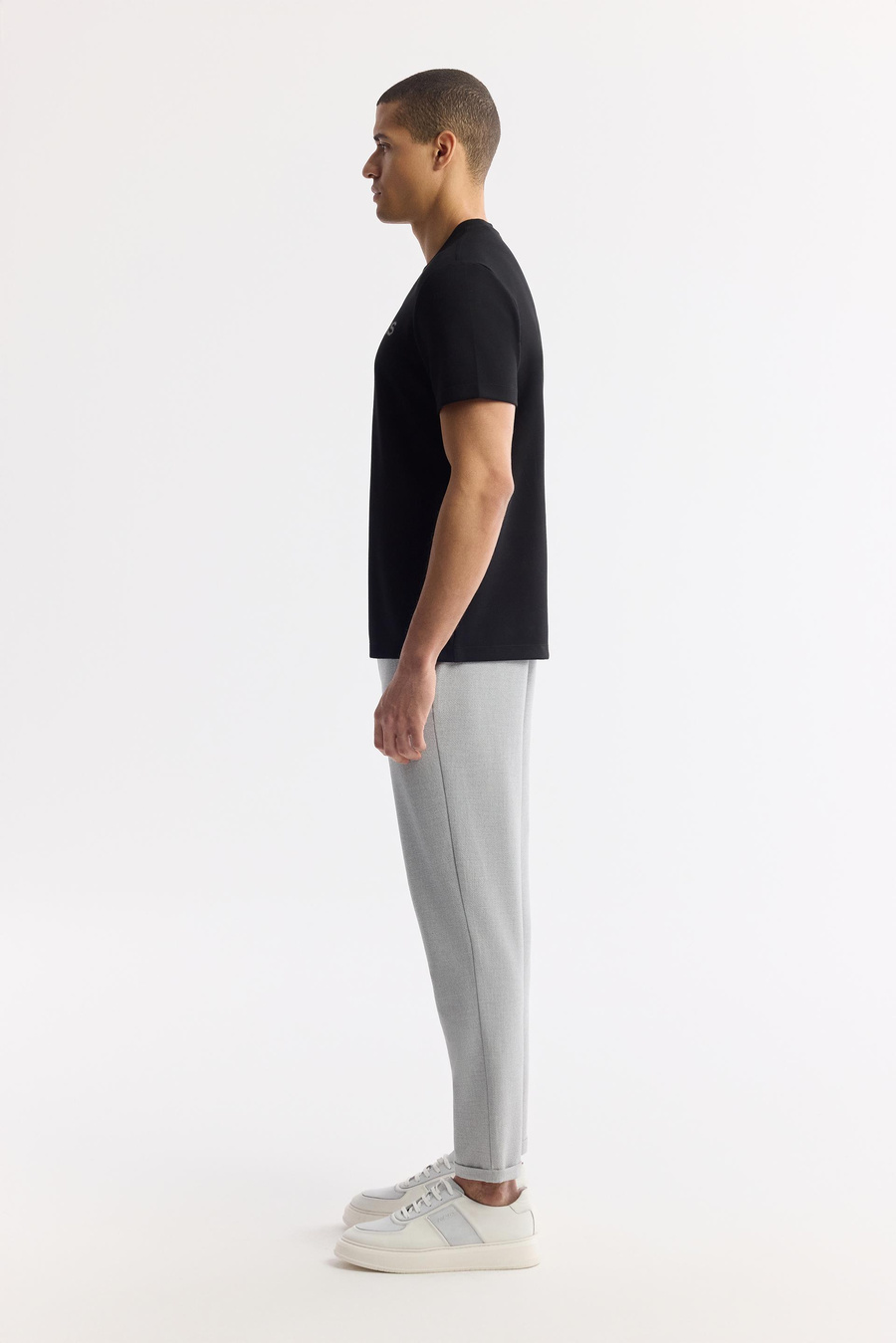 Siyah Bisiklet Yaka Reflektör Baskılı İnterlok T-Shirt | AVVA