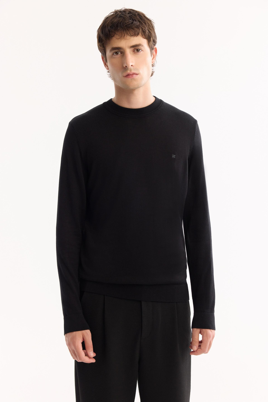 Black High Crew Neck Jumper