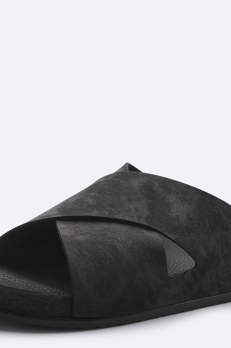 Siyah Çapraz Bantlı Sandalet