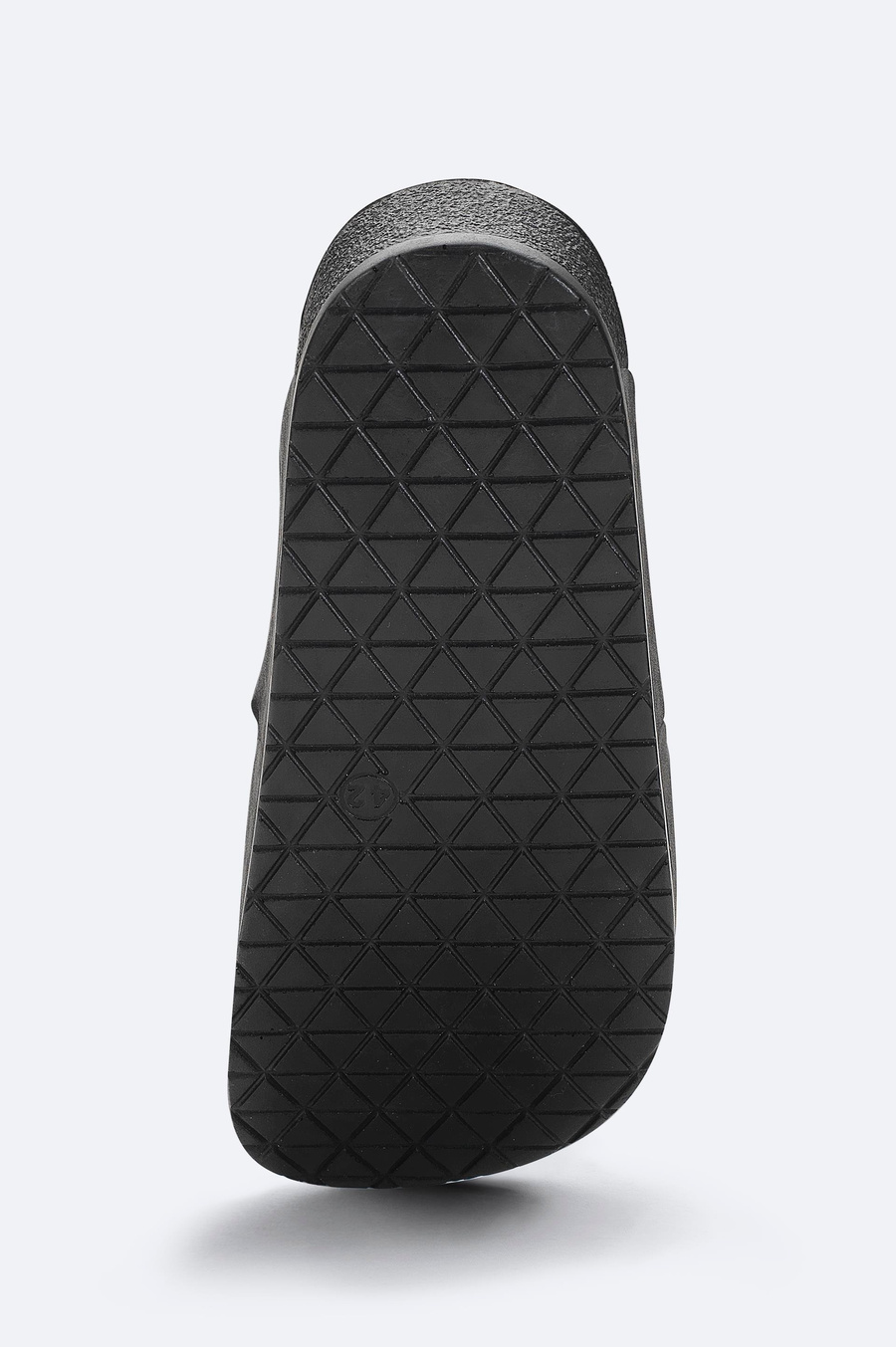 Siyah Çapraz Bantlı Sandalet