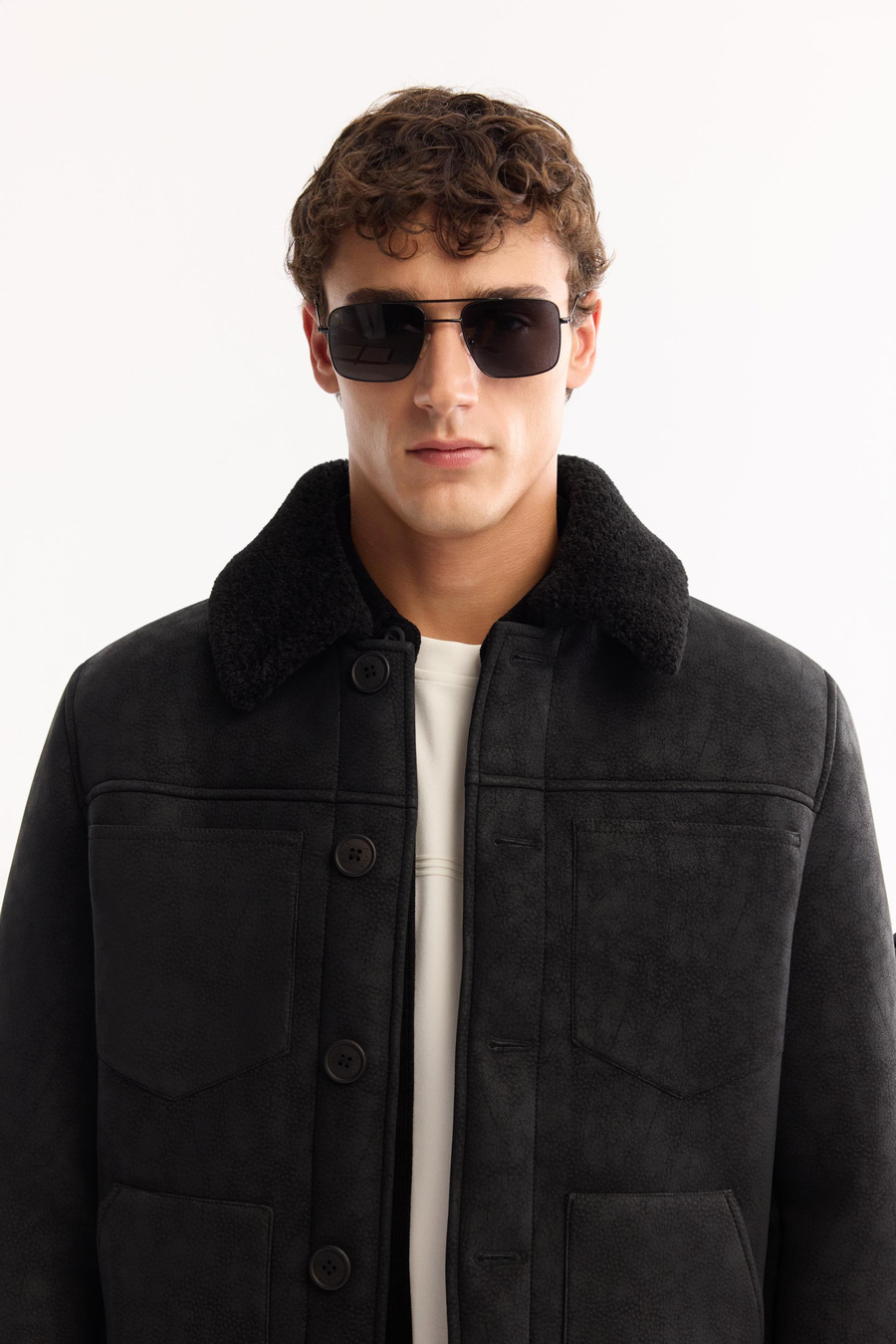 Siyah Ceket Yaka Kürklü Napa Mont