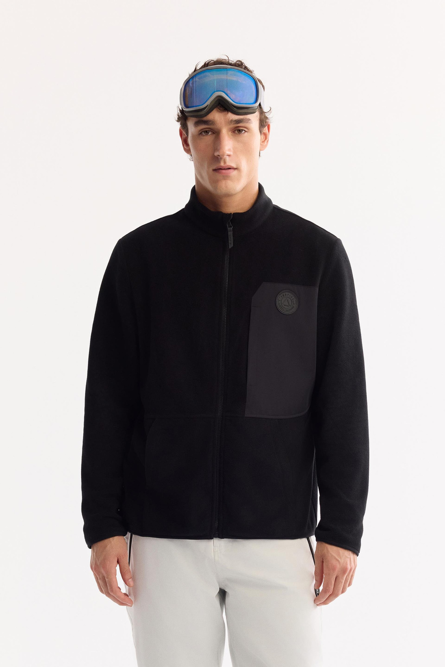 Siyah Dik Yaka Etek Ucu Enjeksiyon  Baskılı   Polar Hırka