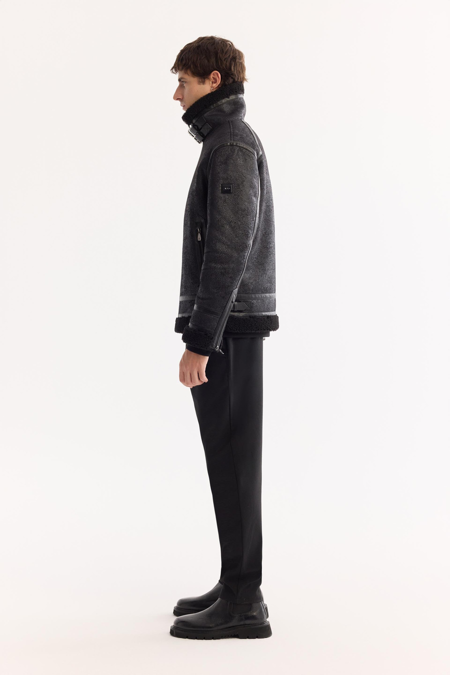 Siyah Dik Yaka Napa Mont